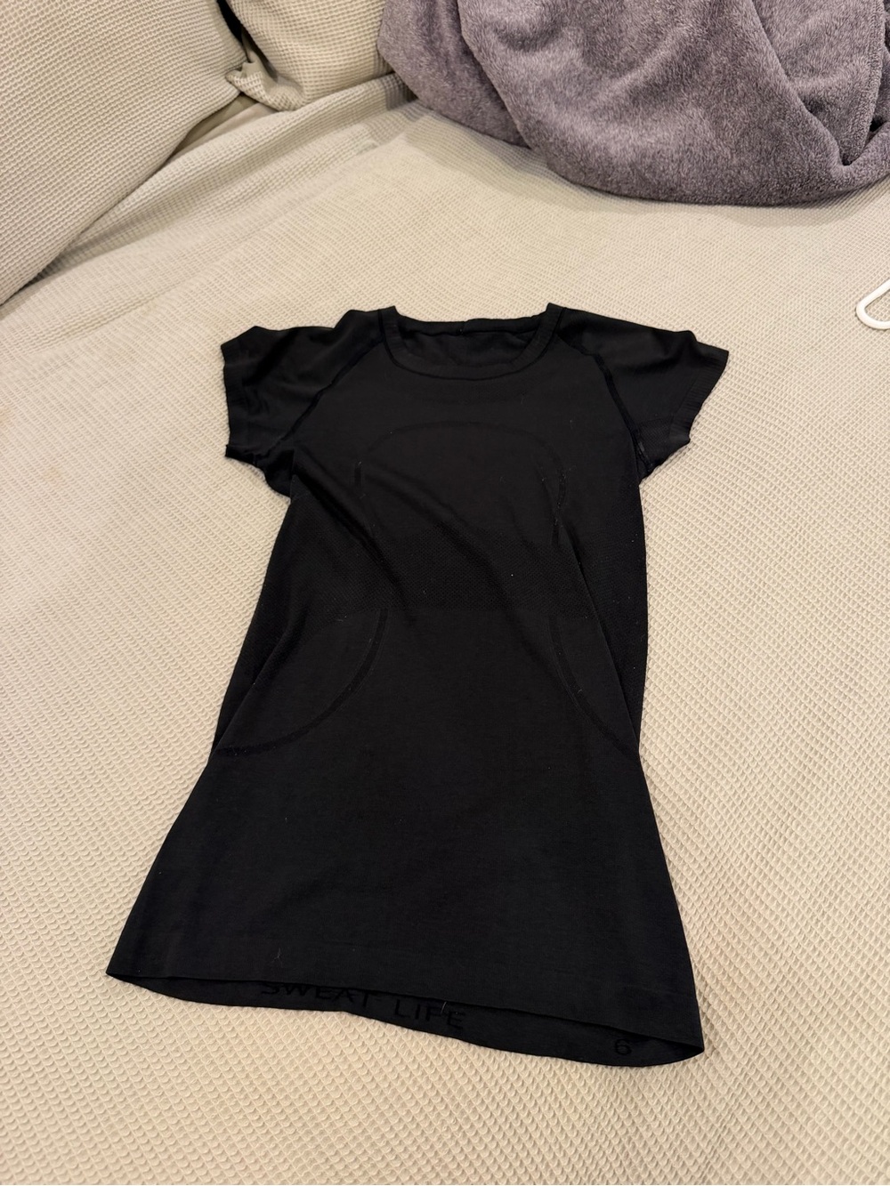 Swiftly Tech Lululemon Black Short Sleeve Athletic Tunic